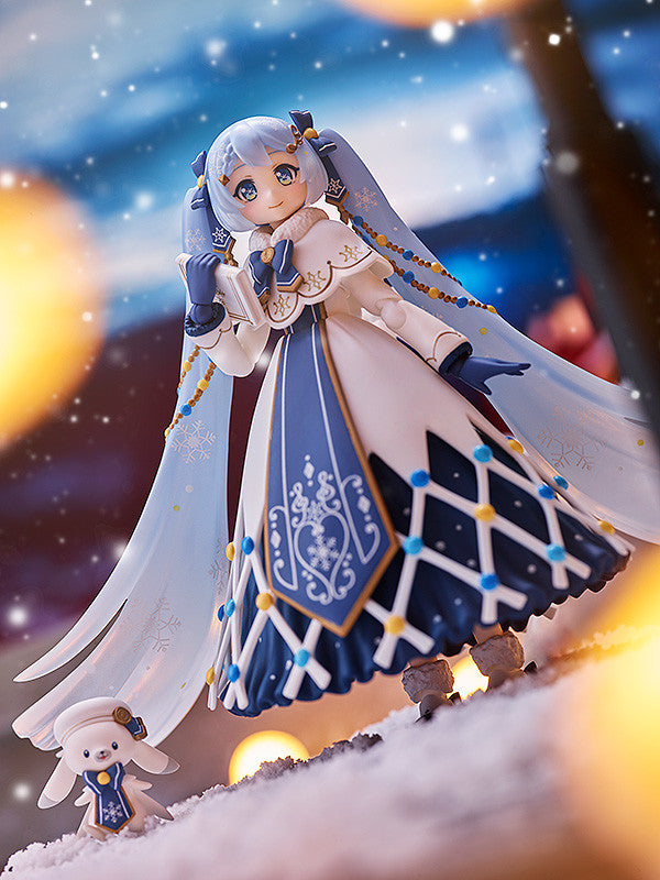 Nendoroid Snow Miku 2021 Glowing Snow Ver. popular