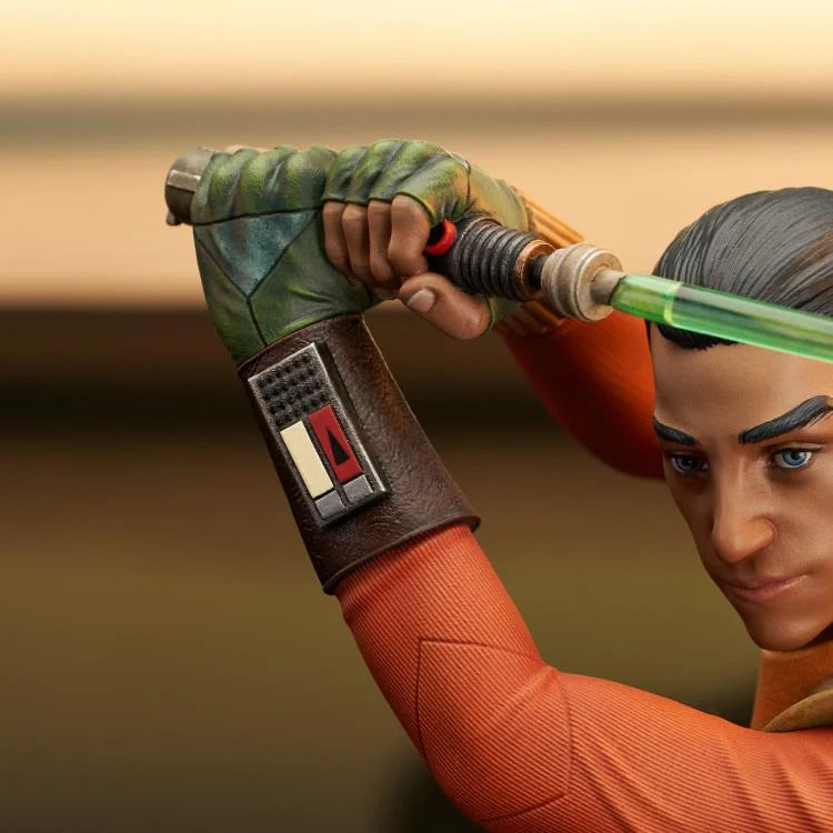 DIAMOND SELECT TOYS Ezra Bridger 1/6 Bust - Star Wars Rebels Scale Figure