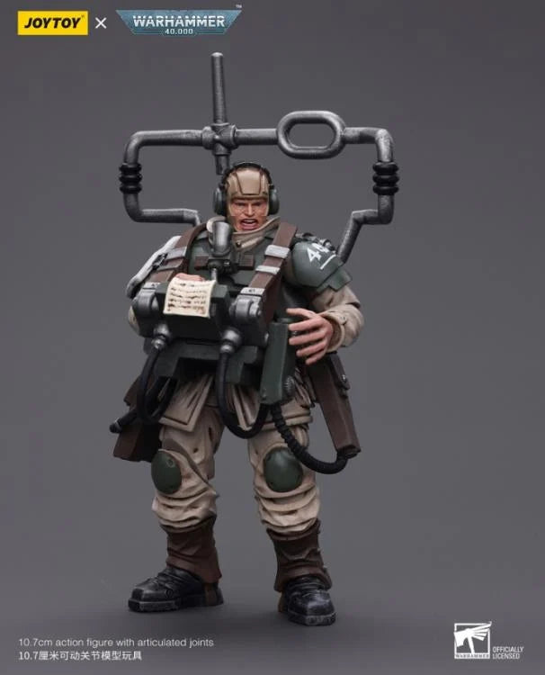 JOYTOY Warhammer 40k Astra Militarum Cadian Command Squad Veteran with Master Vox 1/18 Scale Action Figure